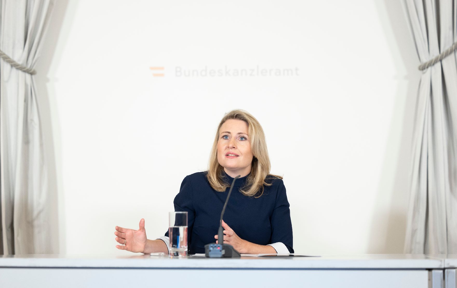Am 4. November 2022 lud Bundesministerin Susanne Raab zu einem Pressegespräch zum Thema "Integrationsbarometer 2022“.