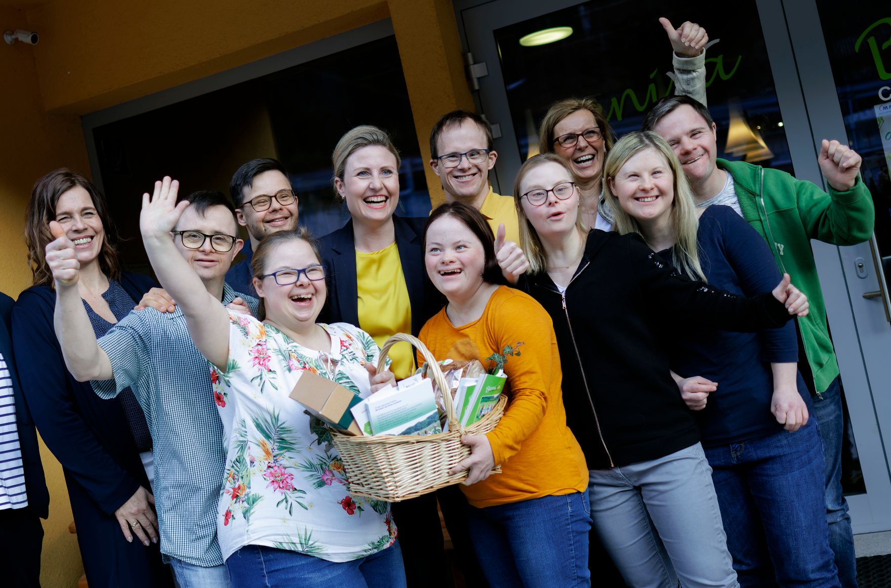 Am 21. März 2023 besuchte Bundesministerin Susanne Raab im Rahmen ihres Bundesländertags in der Steiermark das Down-Syndrom Center in Leoben.