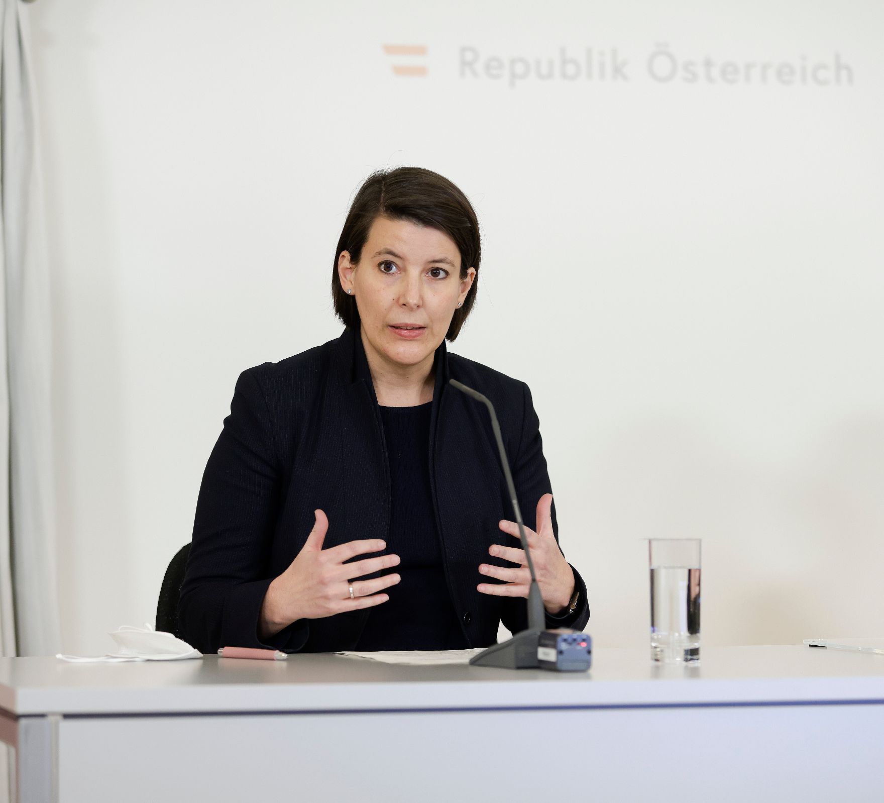 Am 22. Dezember 2021 fand eine Pressekonferenz der Taskforce GECKO zur aktuellen Coronalage statt. Im Bild die Generaldirektorin für die öffentliche Gesundheit, Katharina Reich.