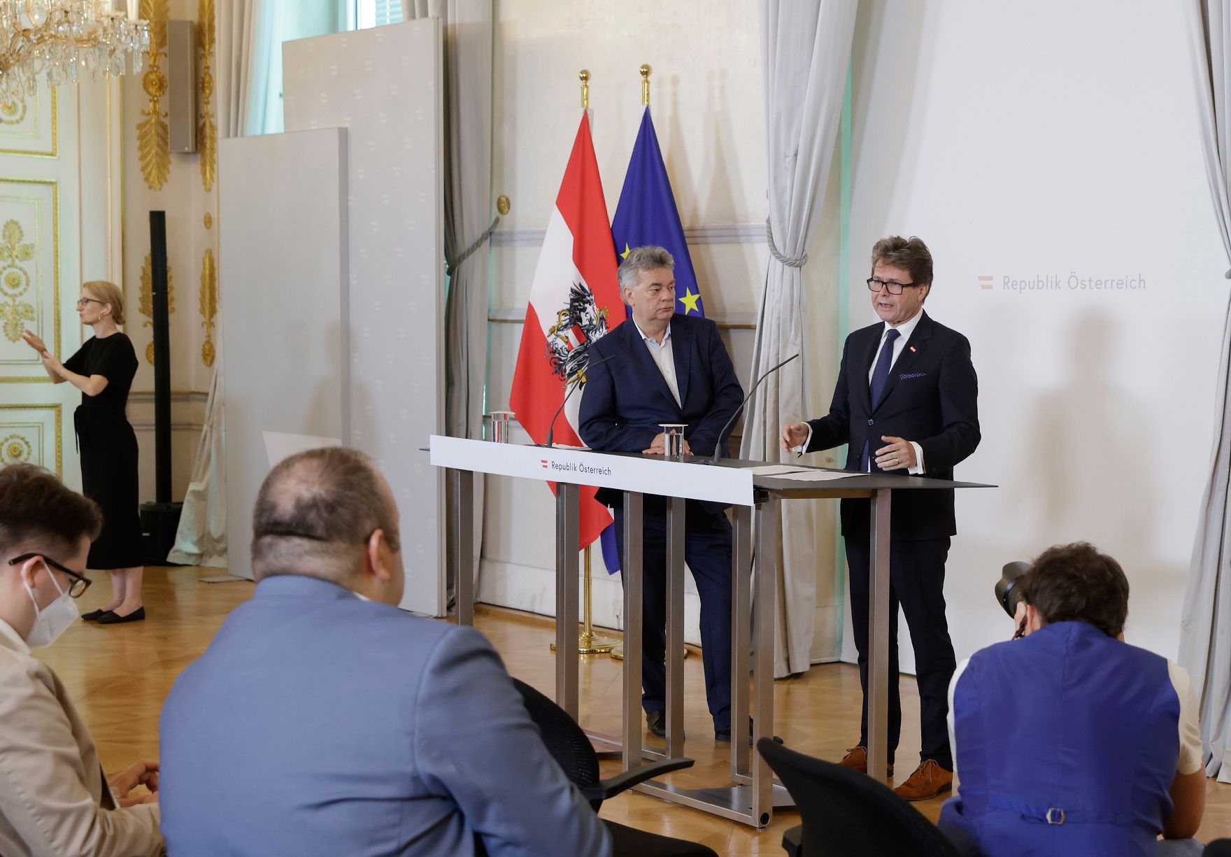 Am 29. Juni 2022 nahmen Vizekanzler Werner Kogler und Bundesminister Martin Polaschek am Pressefoyer nach dem Ministerrat teil.