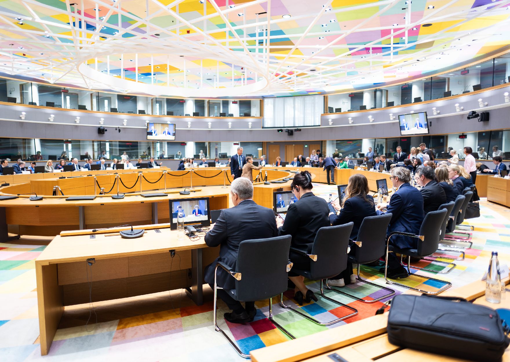 Am 21. Mai 2024 reiste Staatssekretärin Claudia Plakolm nach Brüssel und nahm am Rat für „Verkehr, Telekommunikation und Energie“ der Europäischen Union teil.