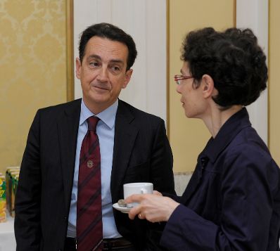 Am 7. und 8. Mai 2013 fand im Bundeskanzleramt die EuDEM Konferenz (Conference on European Democracy) statt. Im Gespräch: Gianmario Demuro (l.) mit Catherine Haguenau-Moizard (r.).