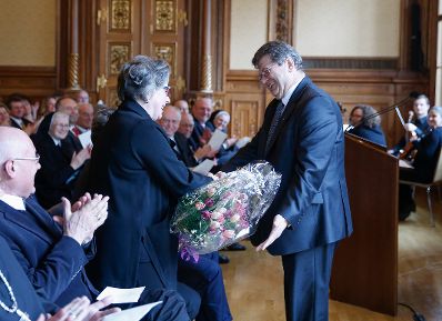 Am 25. Februar 2015 überreichte Sektionschef Michael P. Franz das Goldene Ehrenzeichen für Verdienste um die Republik Österreich an Rudolf Luftensteiner.