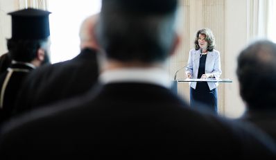 Am 10. September 2019 empfing Bundeskanzlerin Brigitte Bierlein gemeinsam mit Bundesminister Alexander Schallenberg die Religionsgesellschaften im Bundeskanzleramt.