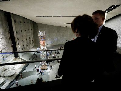 Am 21. September 2019 reiste Bundeskanzlerin Brigitte Bierlein anlässlich der UN-Generalversammlung nach New York. Im Bild bei der Führung durch das Museum.
