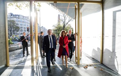 Am 12. November 2019 besuchte Bundeskanzlerin Brigitte Bierlein (im Bild) im Rahmen ihrer Paris Reise das Europäische Jüdische Zentrum.