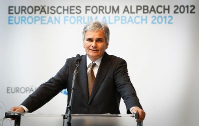 Am 30. August 2012 hielt Bundeskanzler Werner Faymann eine Ansprache beim Europäischen Forum in Alpbach.