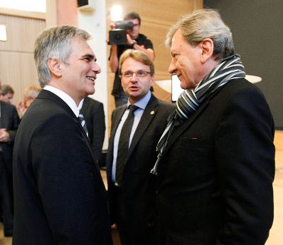 Am 15. Oktober 2012 hielt der Bundeskanzler eine Ansprache bei dem Bad Ischler Dialog der Sozialpartner Österreichs. Im Bild Bundeskanzler Werner Faymann (l.) mit AK-Präsident Herbert Tumpel (r.).