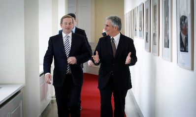 Am 8. November 2012 empfing Bundeskanzler Werner Faymann (r.) den irischen Premierminister Enda Kenny (l.) zu einem Arbeitsgespräch im Bundeskanzleramt.