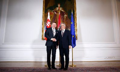 Am 18. November 2013 empfing Bundeskanzler Werner Faymann (r.) den slowakischen Premierminister Robert Fico (l.) zu einem Arbeitsgespräch im Bundeskanzleramt.