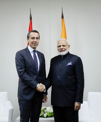 Am 2. Juni 2017 nahm Bundeskanzler Christian Kern (l.) am Internationalen Wirtschaftsforum SPIEF 2017 in St. Petersburg teil. Im Bild mit dem indischen Premierminister Narendra Modi (r.).