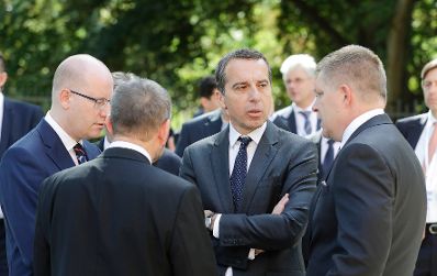 Am 22. Juni 2017 nahm Bundeskanzler Christian Kern (m.) am Austerlitz Treffen in Brünn teil. Im Bild mit dem tschechischen Ministerpräsidenten Bohuslav Sobotka (l.) und dem slowakischen Ministerpräsidenten Robert Fico (r.).