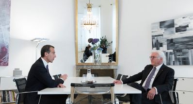 Am 14. Juli 2017 empfing Bundeskanzler Christian Kern (l.) den deutschen Bundespräsidenten Frank-Walter Steinmeier (r.) zu einem Gespräch.