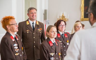 Am 31. Juli 2017 empfing Bundeskanzler Christian Kern die Feuerwehr- WeltmeisterInnen der Freiwilligen Feuerwehr Rudersdorf.