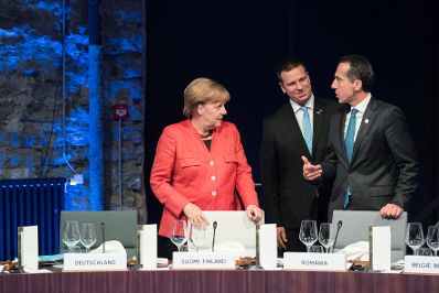 Am 29. September 2017 fand das Digitale Gipfeltreffen der Europäischen Staats- und Regierungschefs in Tallinn statt. Im Bild Bundeskanzler Christian Kern (r.) mit der deutschen Bundeskanzlerin Angela Merkel (l.).