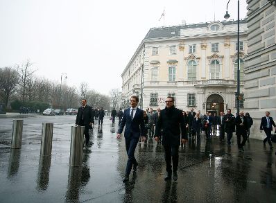Am 18. Dezember 2017 wurde die neue Bundesregierung vom Bundespräsidenten in der Präsidentschaftskanzlei angelobt. Im Bild Sebastian Kurz (l.v.) mit Heinz-Christian Strache (r.v.) am Weg in die Hofburg.