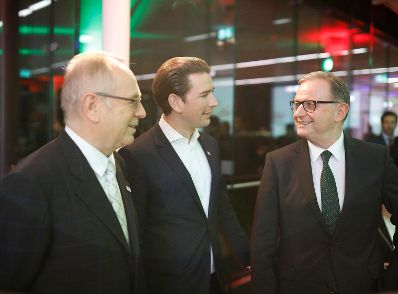 Am 4. Dezember 2018 nahm Bundeskanzler Sebastian Kurz (m.) an der Feier "60 Jahre Behindertensportverband Österreich" teil.