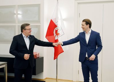 Am 21. Mai 2021 traf Bundeskanzler Sebastian Kurz (r.) im Rahmen seines Bundesländertags in Tirol Landeshauptmann Günther Platter (l.).
