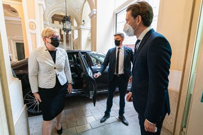 Am 11. Juni 2021 empfing Bundeskanzler Sebastian Kurz (r.) die Premierministerin der Republik Litauen Ingrida Šimonytė (l.) zu einem Arbeitsgespräch.