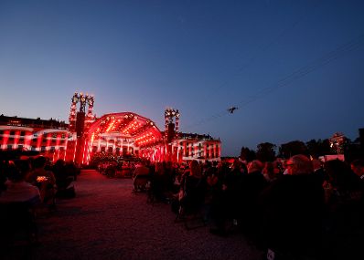 Am 18. Juni 2021 besucht Bundeskanzler Sebastian Kurz das Sommernachtskonzert im Schönbrunner Schlosspark.