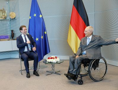 Am 22. Juni 2021 traf Bundeskanzler Sebastian Kurz (l.) im Rahmen seines Arbeitsbesuchs in Berlin den Präsident des Deutschen Bundestages Wolfgang Schäuble (r.).