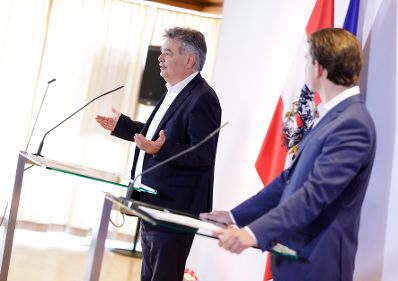 Am 28. Juli 2021 fand der Sommerministerrat der Österreichischen Bundesregierung statt. Im Bild Bundeskanzler Sebastian Kurz (r.) mit Vizekanzler Werner Kogler (l.) bei der Pressekonferenz