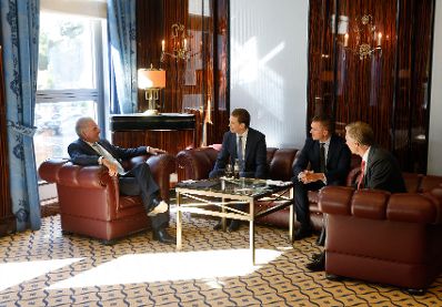 Am 31. August 2021 traf Bundeskanzler Sebastian Kurz (2.v.l.) im Rahmen seines Arbeitsbesuchs in Berlin den Lufthansa CEO Carsten Spohr (l.).