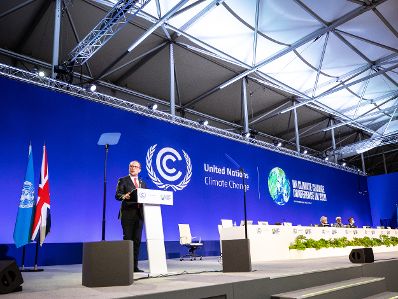 Am 1. November 2021 nahm Bundeskanzler Alexander Schallenberg (im Bild) an der UN-Klimakonferenz 2021 in Glasgow teil. Im Bild bei der Keynote.