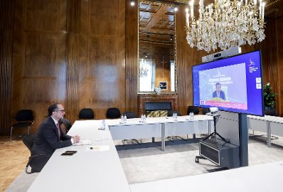 Am 25. November 2021 nahm Bundeskanzler Alexander Schallenberg am virtuellen ASEM 13 Gipfel teil.
