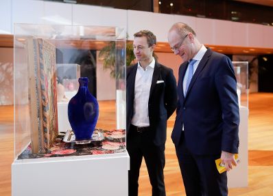 Am 7. Dezember 2018 nahm Bundesminister Gernot Blümel (l.) an der Veranstaltung "#EuropeForCulture - Abschlusskonferenz zum Europäischen Kulturerbejahr 2018" teil. Im Bild mit EU-Kommissar Tibor Navracsics (r.).