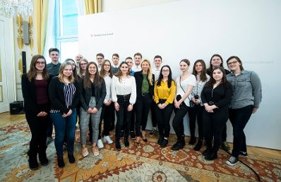 Am 28. Februar 2019 empfing Bundesministerin Juliane Bogner-Strauß Schülerinnen und Schüler der Initiative "SchülerInnen gestalten Wandel".