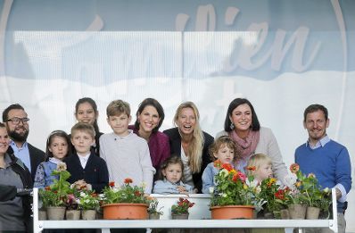 Am 01. Mai 2019 lud Bundesministerin Juliane Bogner-Strauß lädt gemeinsam mit Bundesministerin Elisabeth Köstinger zu einem Familienfest im Schlossgarten Schönbrunn ein.