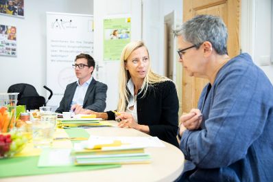 Am 31. August 2018 reiste Bundesministerin Juliane Bogner-Strauß (2.v.r.) im Zuge eines Bundesländertags in die Steiermark. Im Bild beim Besuch der betrieblichen Kinderbetreuung der Karl-Franzens-Universität Graz.