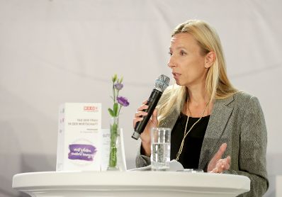 Am 26. September 2018 nahm Bundesministerin Juliane Bogner-Strauß (im Bild) an der Eröffnung des "Tags der Frau in der Wirtschaft" teil.