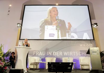 Am 26. September 2018 nahm Bundesministerin Juliane Bogner-Strauß (im Bild) an der Eröffnung des "Tags der Frau in der Wirtschaft" teil.