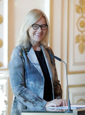 Am 8. Oktober 2018 überreichte Bundesministerin Juliane Bogner-Strauß den Lebenswerk-Preis und die Käthe-Leichter-Preise 2018. Im Bild die Laudatorin Anna Steiger.