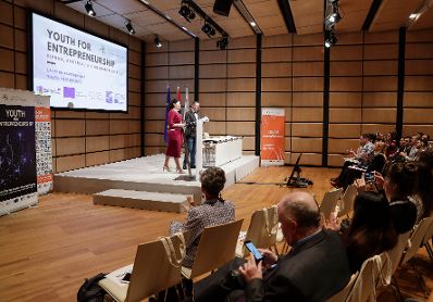 Am 8. November 2018 eröffnete Bundesministerin Juliane Bogner-Strauß die Eastern Partnership Youth Conference.