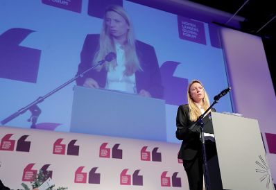 Am 27. November 2018 reiste Bundesministerin Juliane Bogner-Strauß (im Bild) anlässlich des Women Leaders Global Forum nach Island.