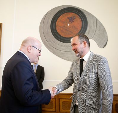 Am 6. Juni 2016 empfing Kunst- und Kulturminister Thomas Drozda (r.) den tschechischen Kulturminister Daniel Herman (l.) zu einem Arbeitsgespräch.