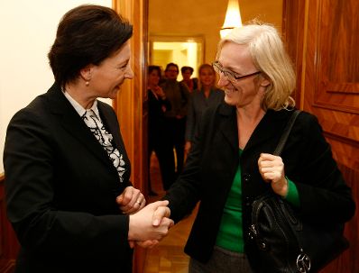Empfang der Frauenministerin für weibliche Führungskräfte aus Wirtschaft, Kunst und Medien im Palais Dietrichstein.
