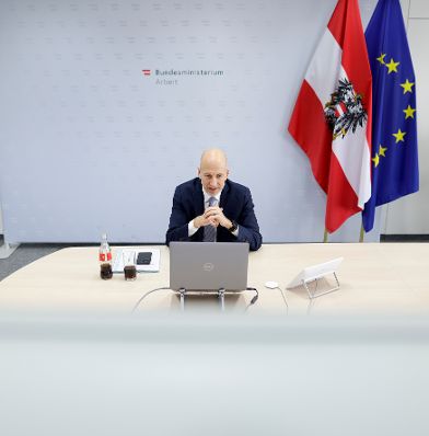 Am 24. Jänner 2022 nahm Bundesminister Martin Kocher an einer Videokonferenz teil.