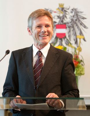 Am 19. Juli 2011 zeichnete Staatssekretär Josef Ostermayer Funktionäre des "Bundes Sozialdemokratischer Freiheitskämpfer/innen" aus.