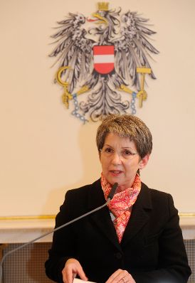 Am 13. Jänner 2011 fand im Bundeskanzleramt eine Gedenkveranstaltung für den Widerstandskämpfer und Mitbegründer des Mauthausen Komitees Hans Maršálek statt. Im Bild Nationalratspräsidentin Barbara Prammer.