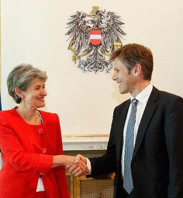 Am 31. Mai 2012 empfing Staatssekretär Josef Ostermayer die UNESCO-Generaldirektorin Irina Bokova im Bundeskanzleramt.