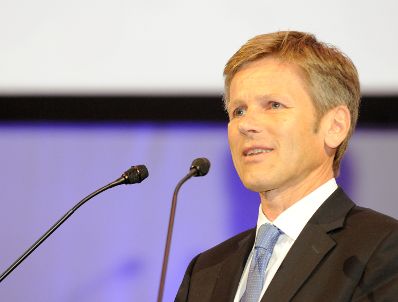 Am 31. August 2012 hielt Staatssekretär Josef Ostermayer anlässlich der Vorstellung der Spitzenkräfte der neuen Landespolizeidirektionen (LPD) eine Rede in der Wiener Hofburg.