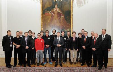 Am 8. November 2012 empfing Staatssekretär Josef Ostermayer die Gewinner der "Cyber Security Challenge 2012" im Bundeskanzleramt.