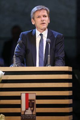 Am 26. Juli 2015 fand in der Felsenreitschule der Festakt anlässlich der Eröffnung der 95. Salzburger Festspiele statt. Im Bild Kunst- und Kulturminister Josef Ostermayer bei der Eröffnungsrede.