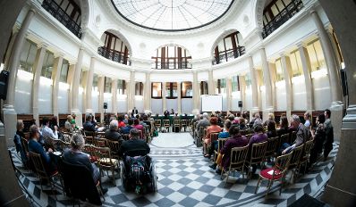 Am 5. Oktober 2015 fand eine öffentliche Sitzung der Bioethikkommission mit dem Thema „Medizin und Ökonomie – ein Tabu?“ statt.