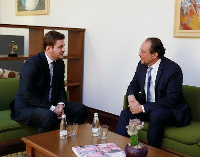 Am 8. Oktober 2019 reiste Bundesminister Alexander Schallenberg (r.) nach Albanien.Im Bild mit dem albaischen Außenminister Gent Cakaj (l.).