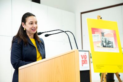 Am 17. September 2019 nahm Bundesministerin Ines Stilling (im Bild) an der Veranstaltung zur Präsentation des Sondermarkenblocks "100 Jahre Frauenwahlrecht in Österreich" teil.